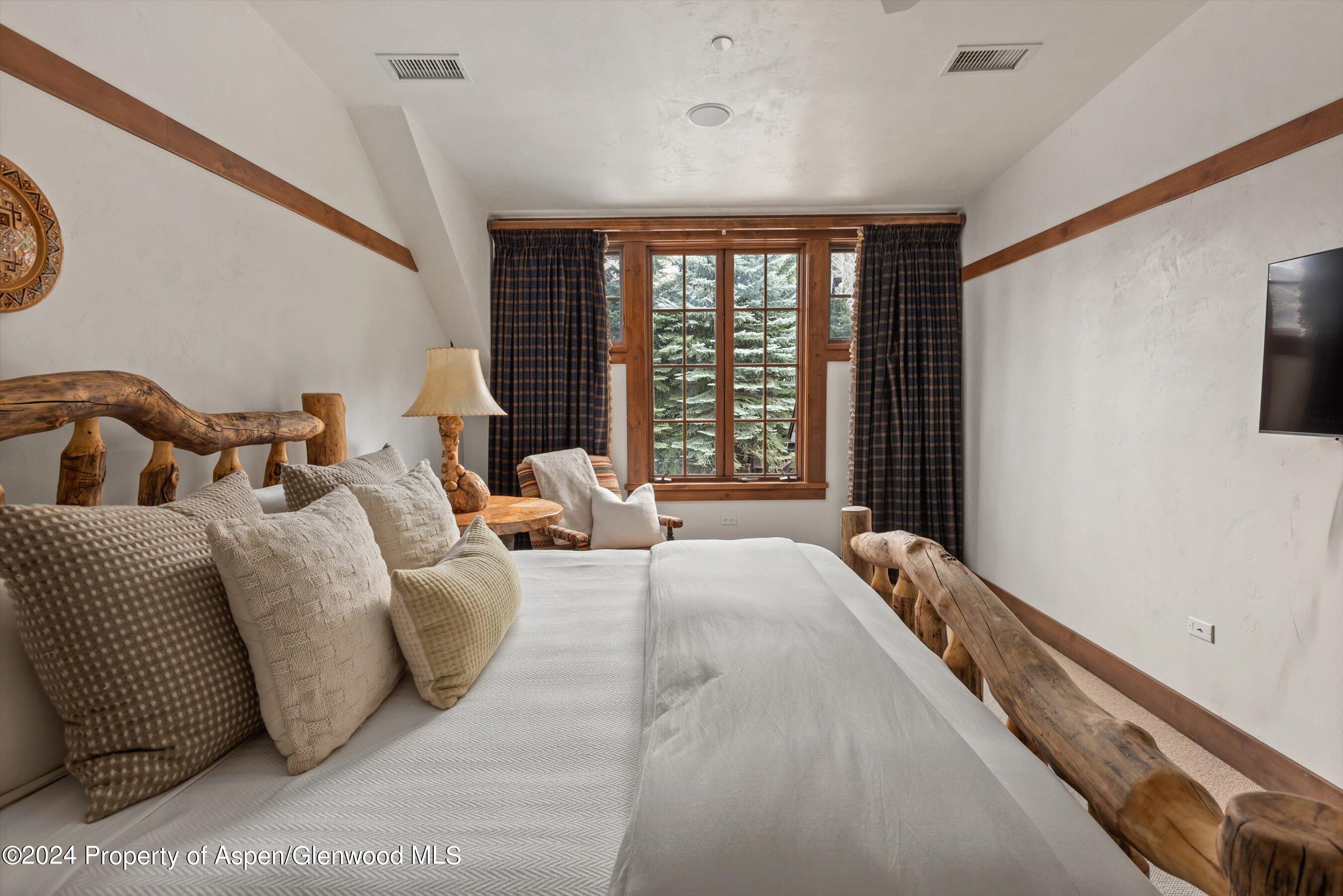 83 Exhibition Lane Aspen CO 81611