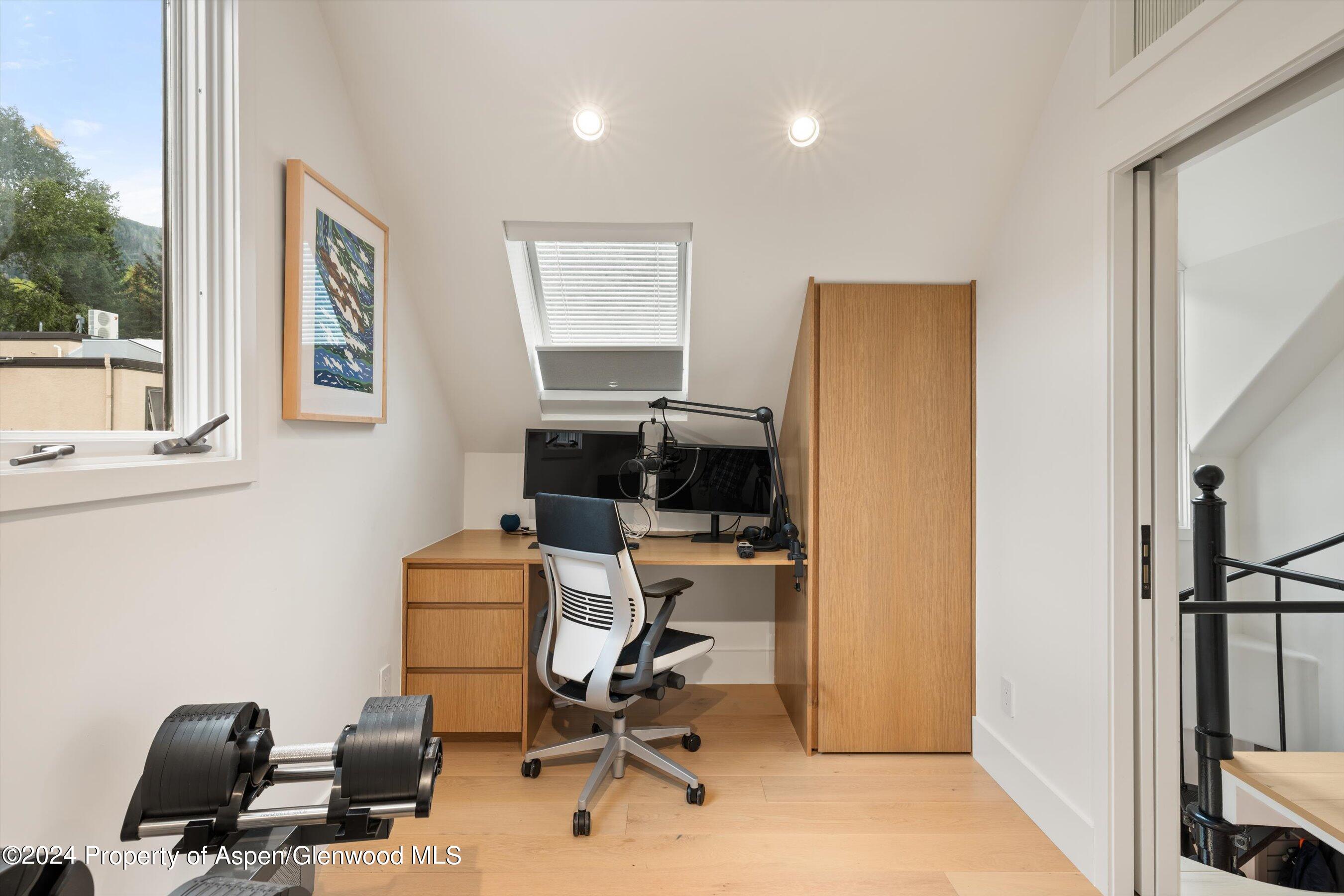 331 W Main Street Aspen CO 81611