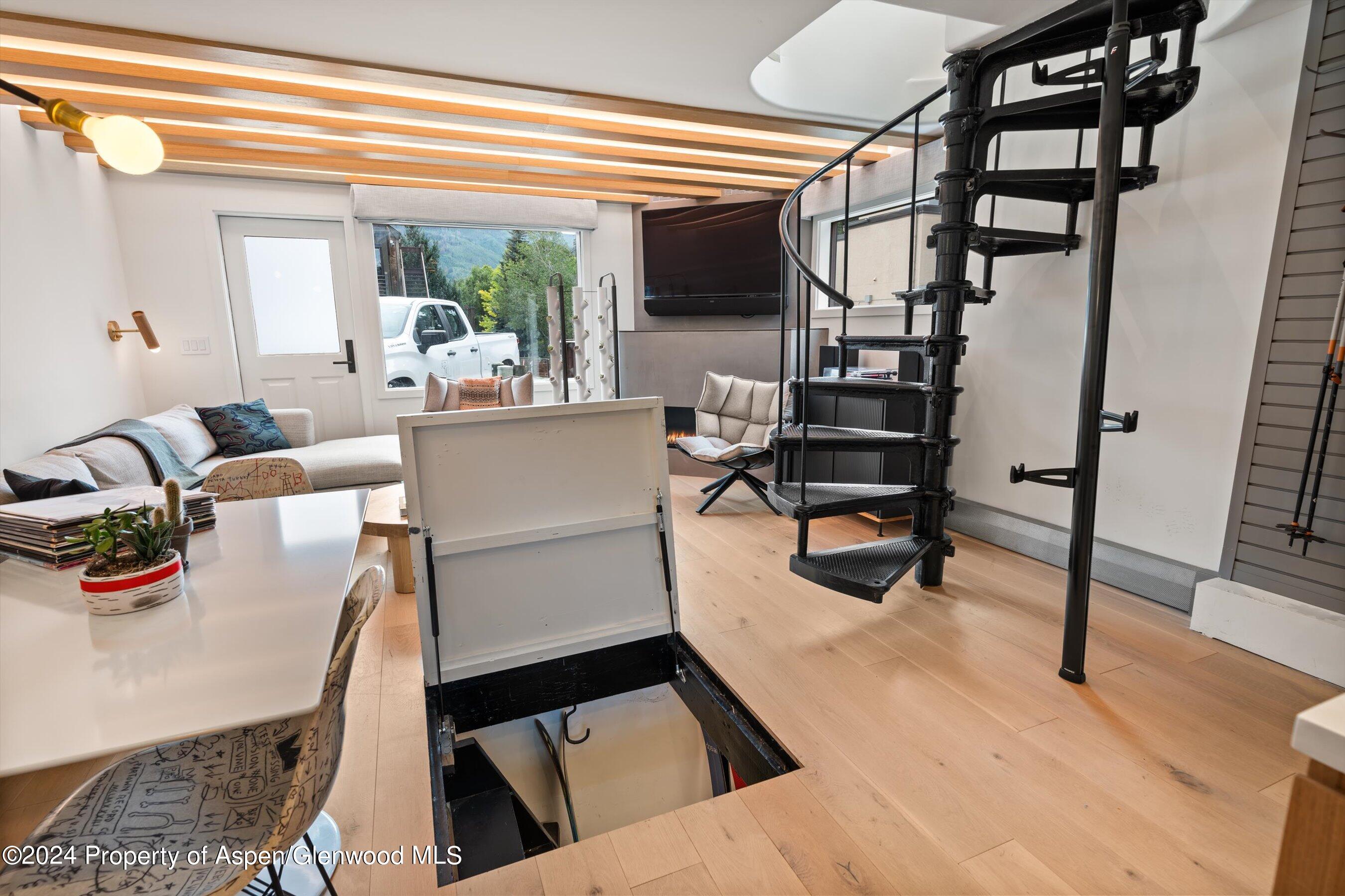 331 W Main Street Aspen CO 81611