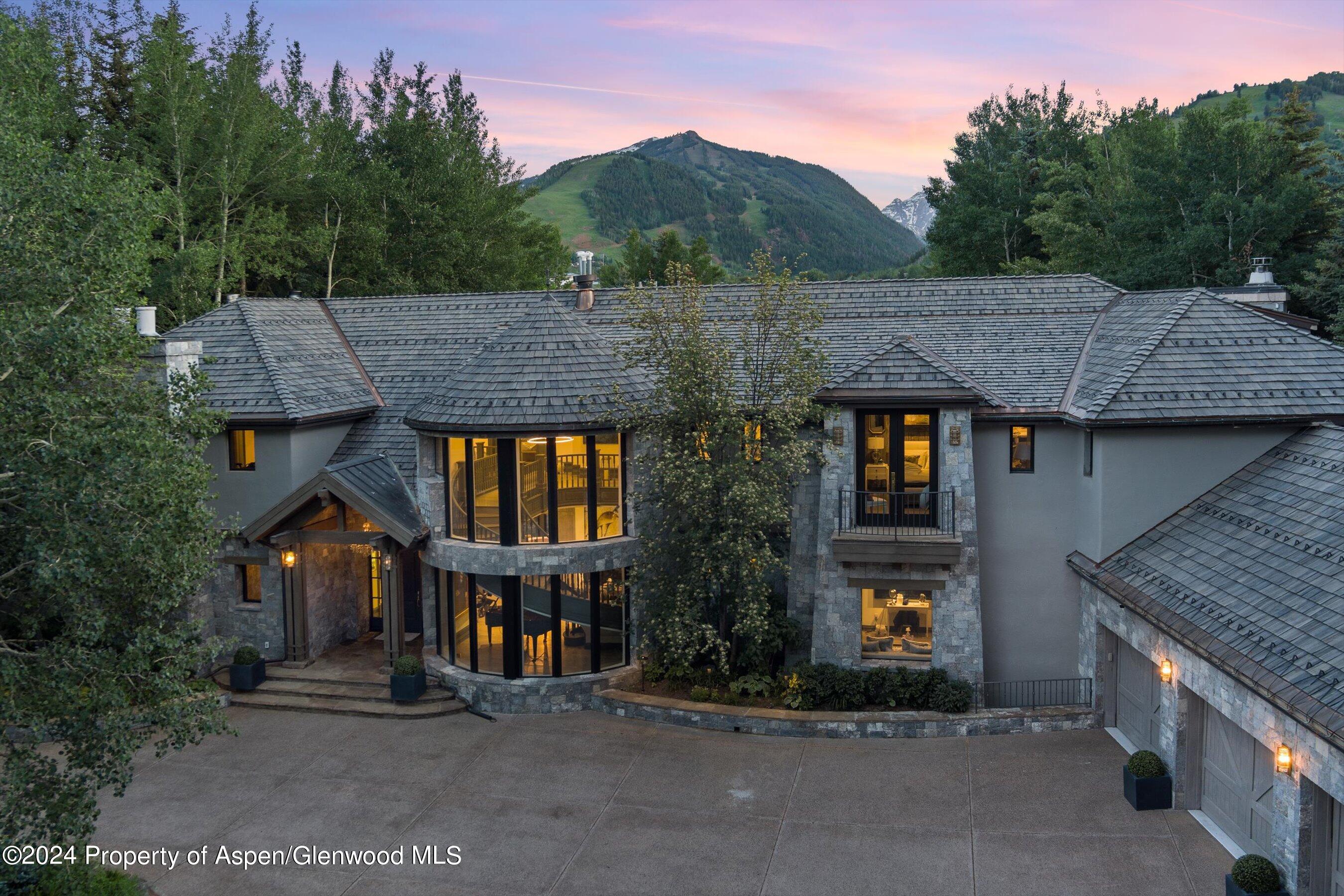 イン×1 テラス×3 73 Hideaway Lane, Aspen, CO 81611 | 185182 | Aspen Resort Luxury