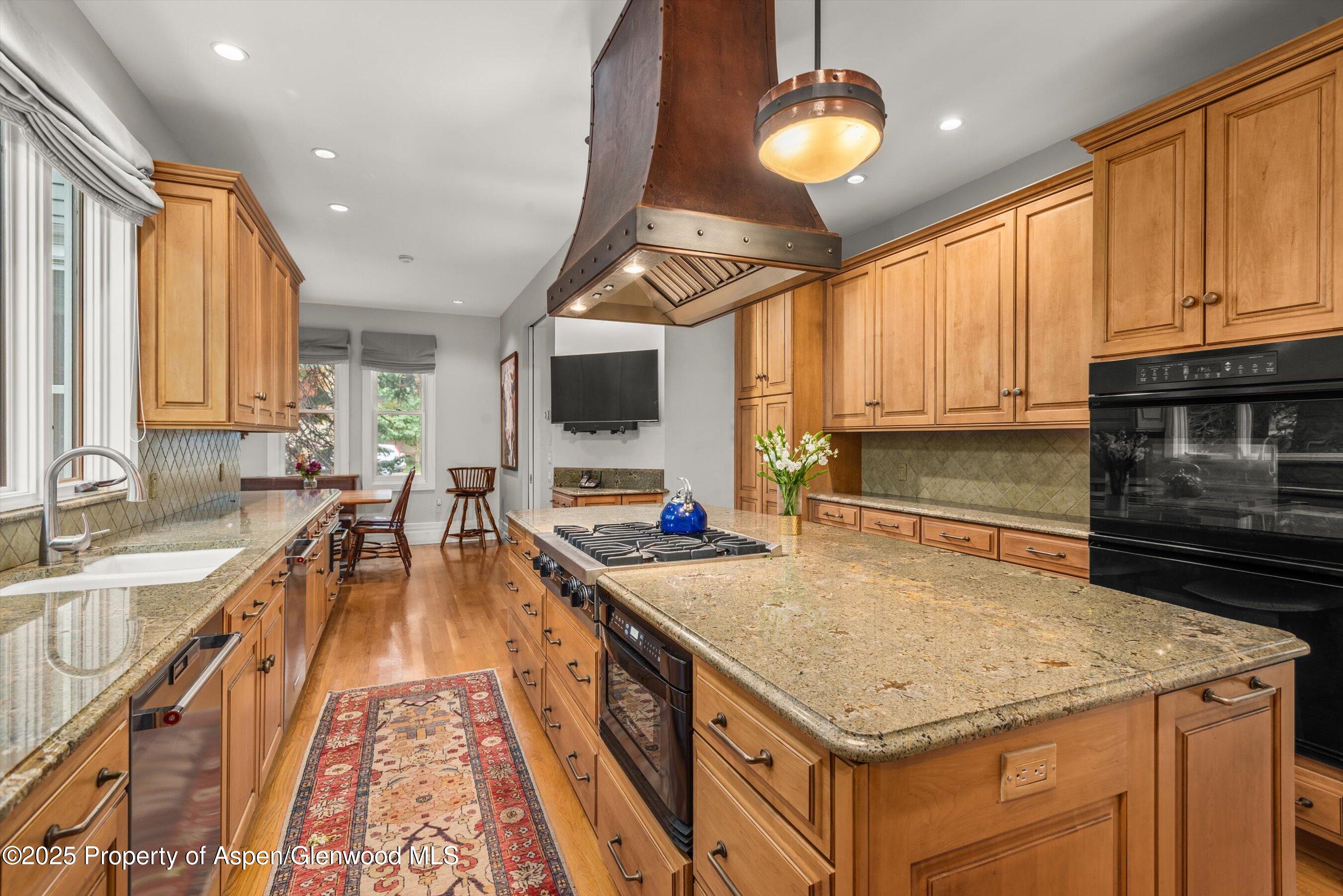 431 W Hopkins Avenue Aspen CO 81611