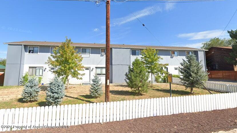 1322 E 7th Street Rifle CO 81650