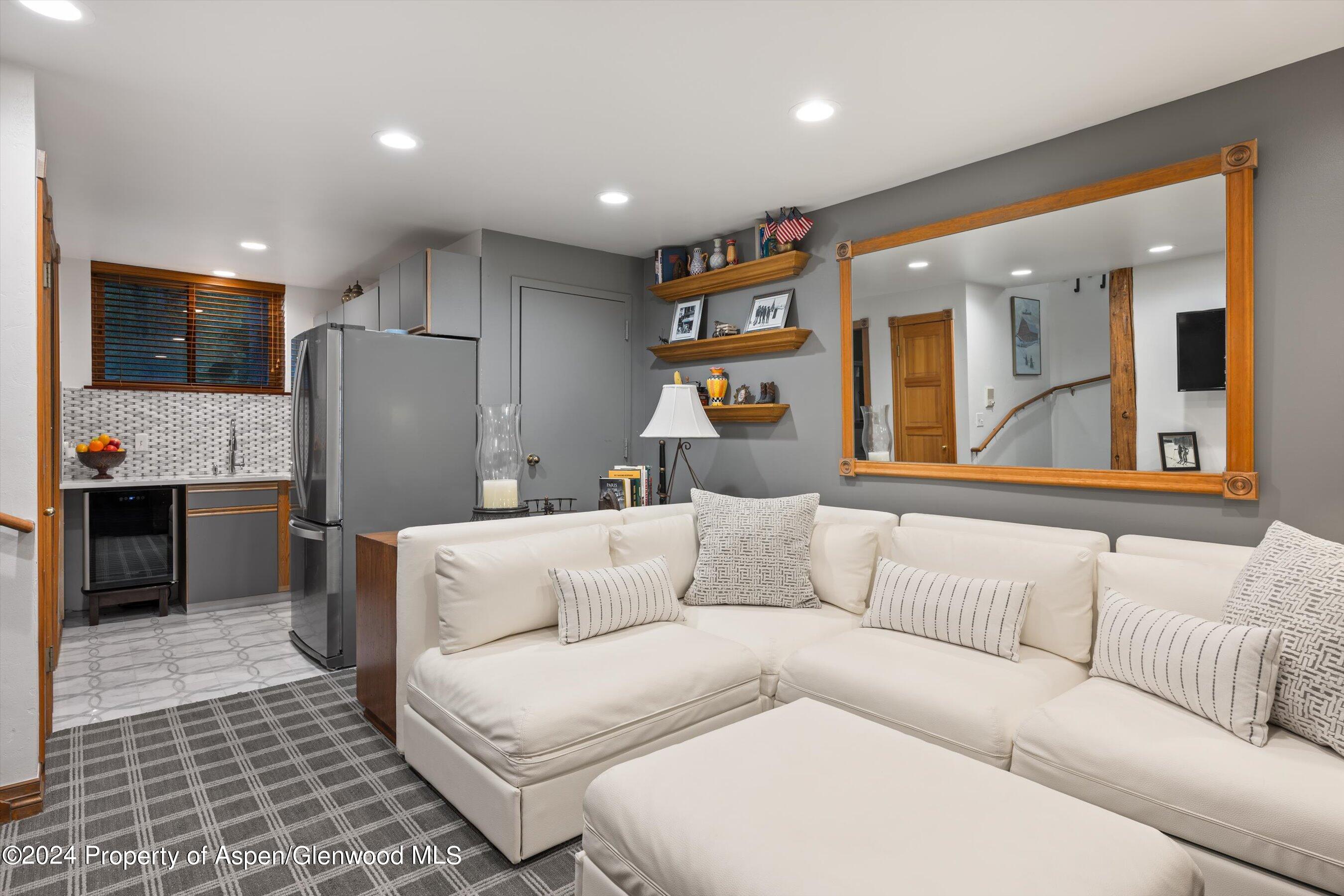 124 E Durant Avenue Aspen CO 81611