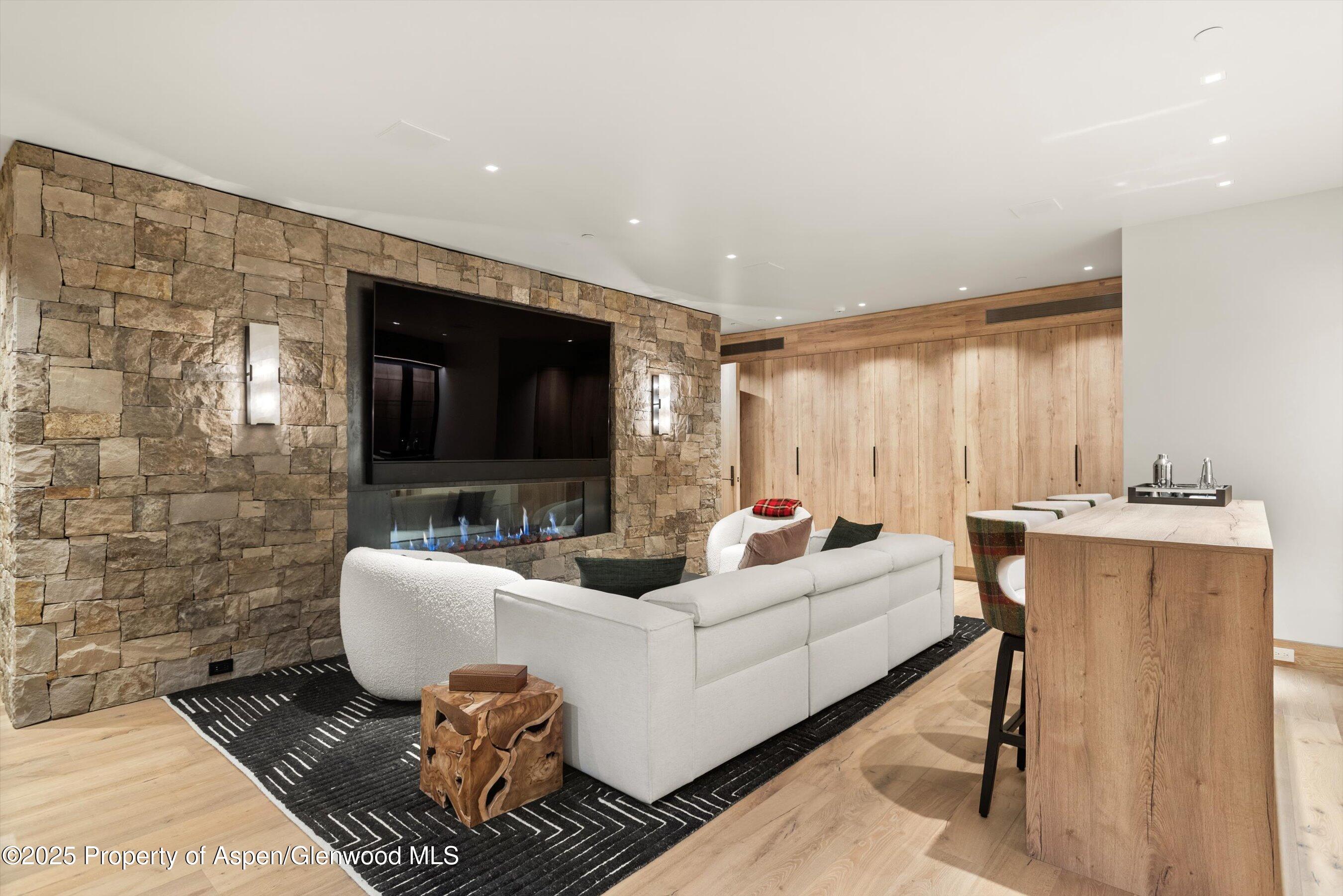 543 Walnut Street Aspen CO 81611