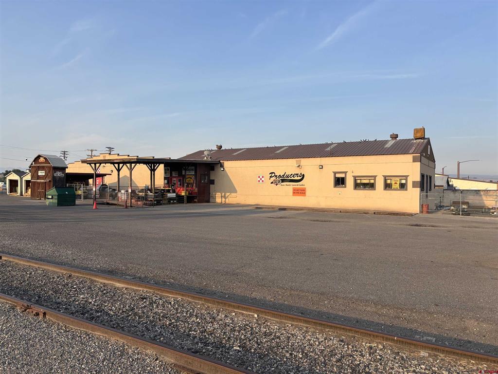 38 W Main Street Montrose CO 81401