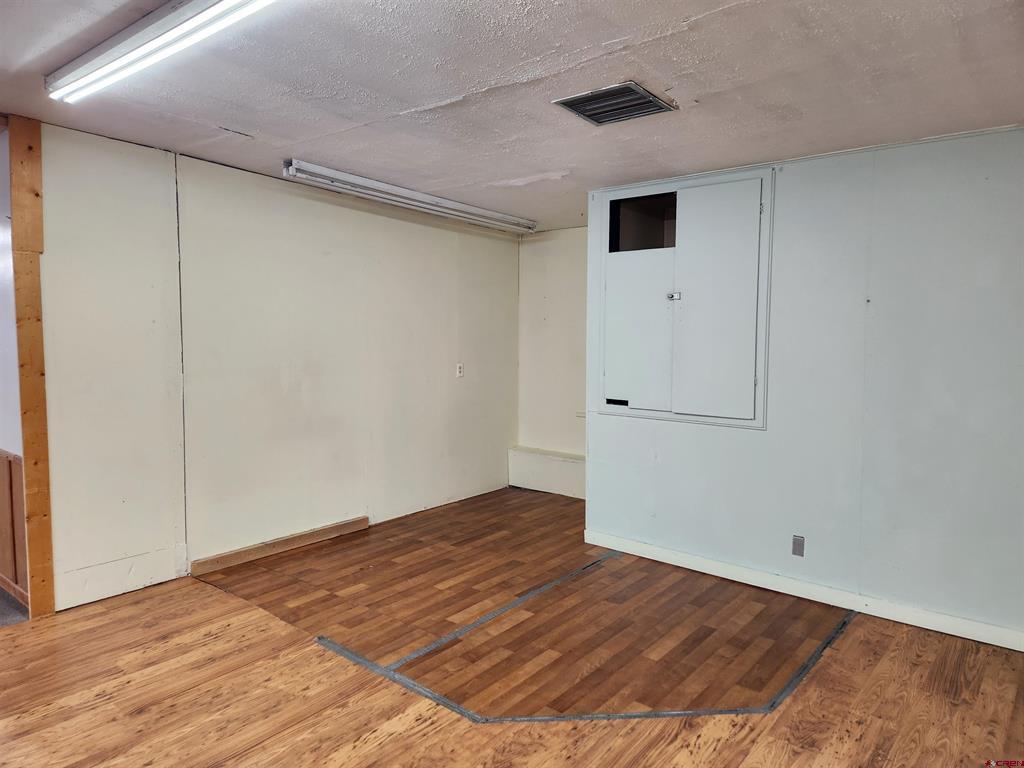 1012 E Main Street Montrose CO 81401