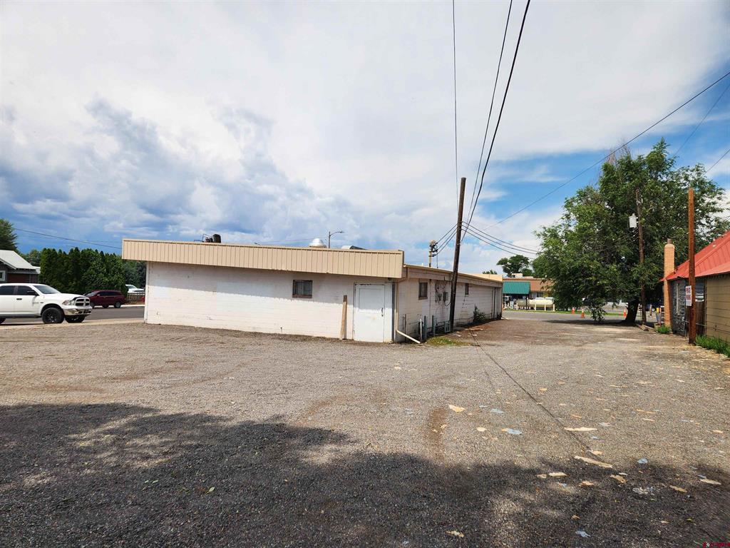 1012 E Main Street Montrose CO 81401