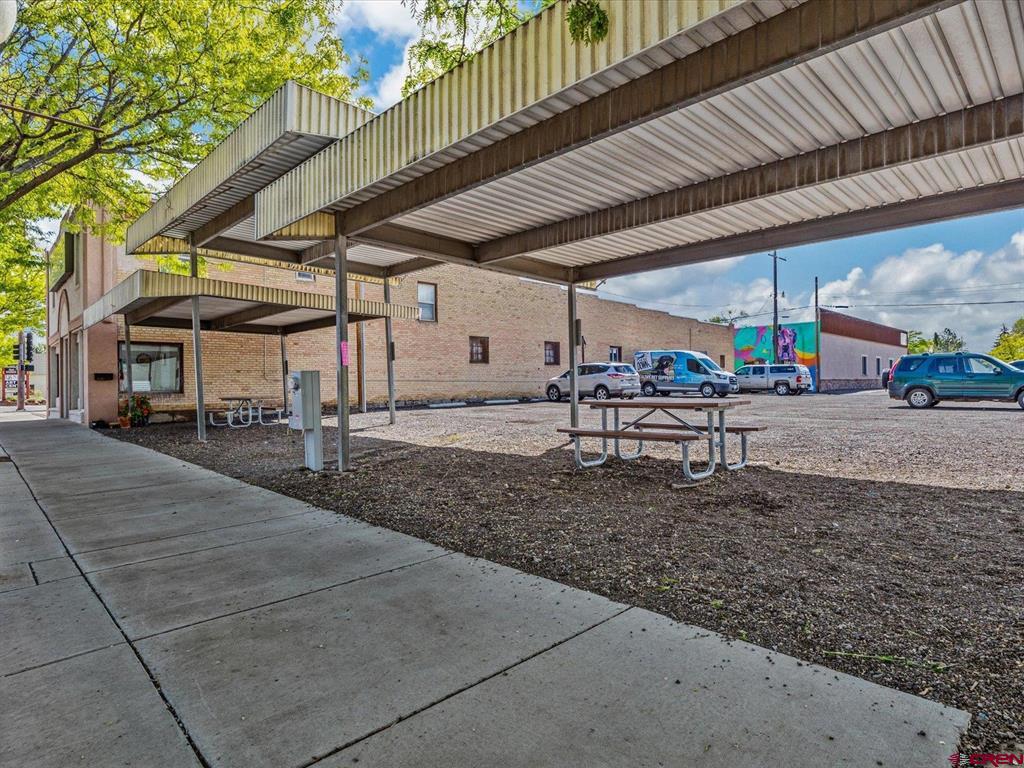 542 E Main Street Montrose CO 81401