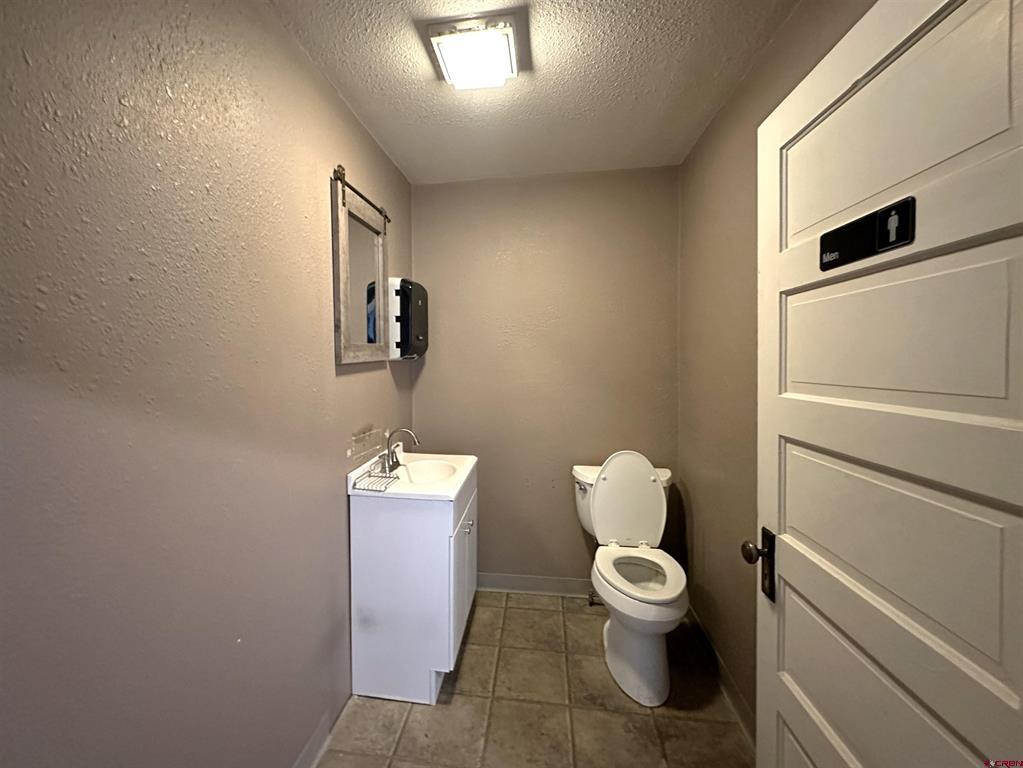 1245 E Main Street Montrose CO 81401