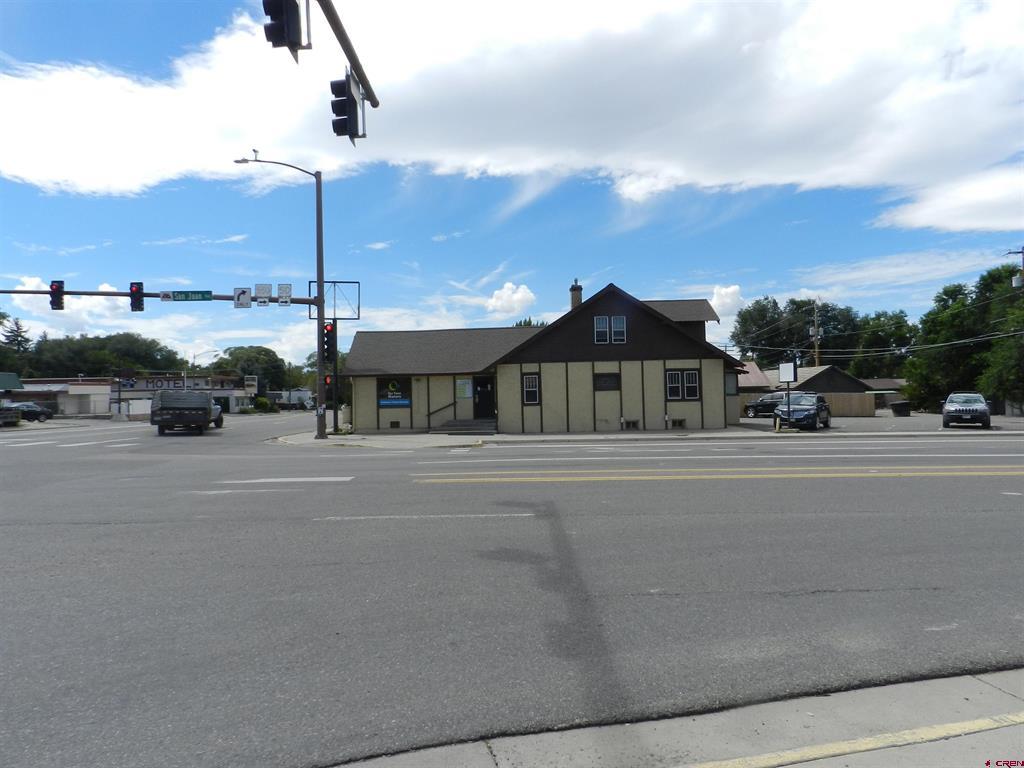 1245 E Main Street Montrose CO 81401