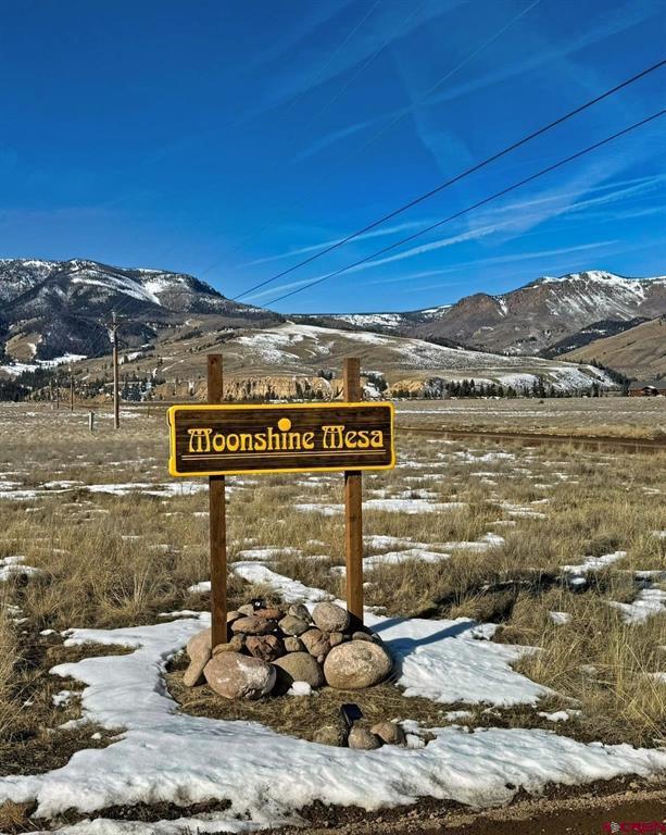 129 Moonshine Avenue Creede CO 81130