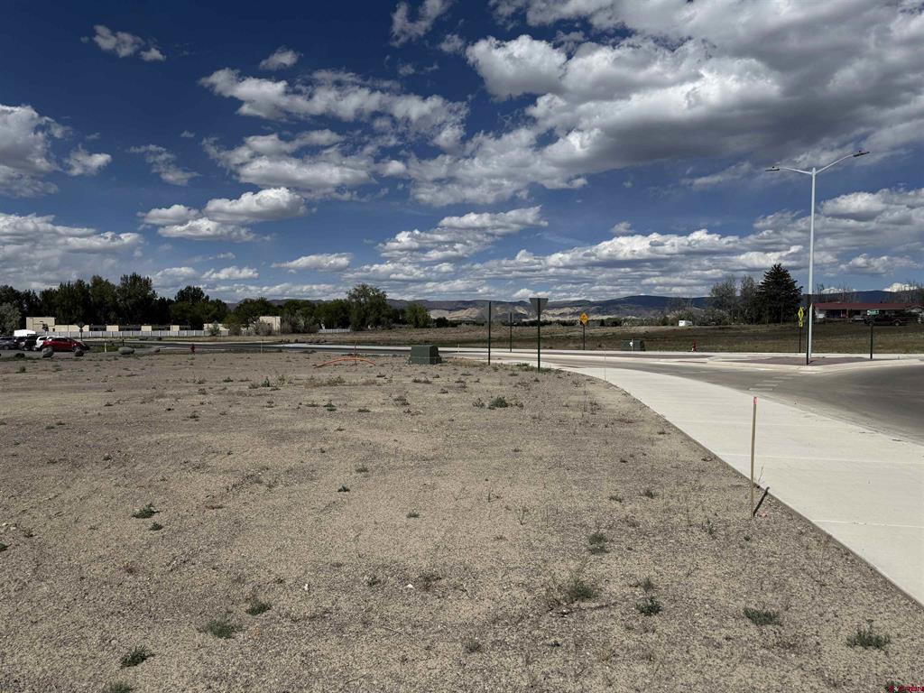 1595 E Oak Grove Road Montrose CO 81401