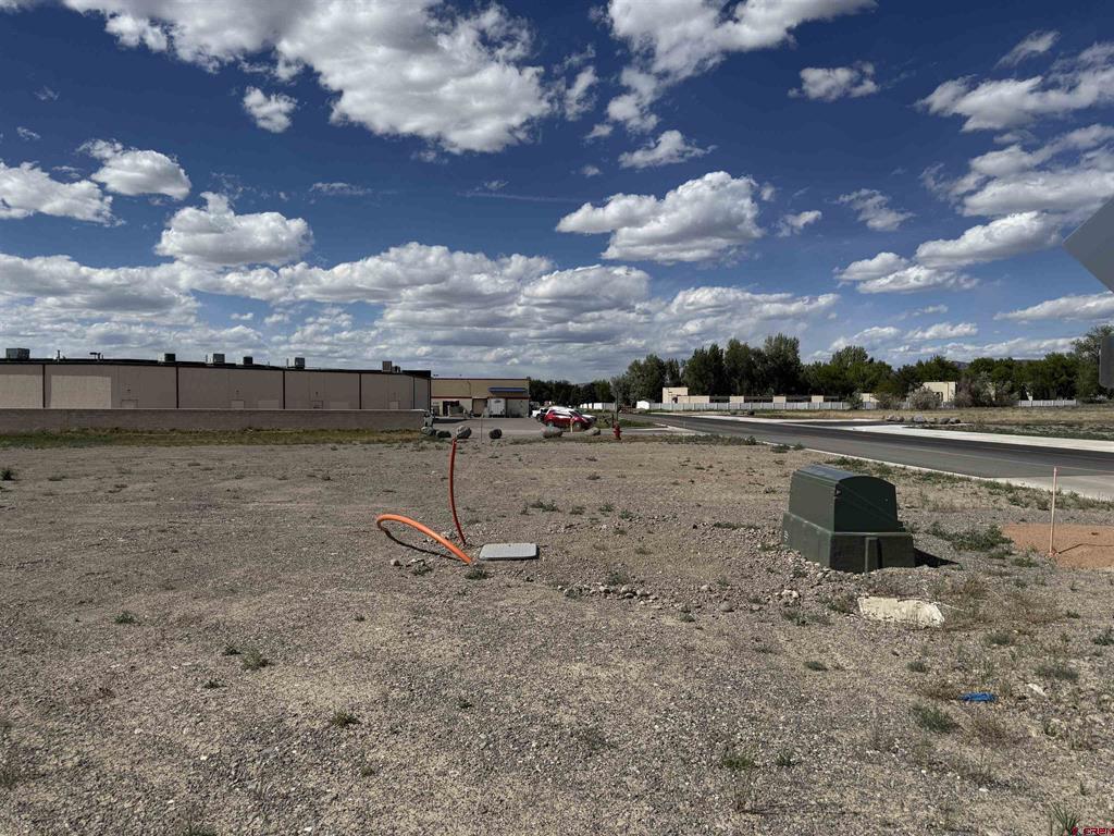1595 E Oak Grove Road Montrose CO 81401