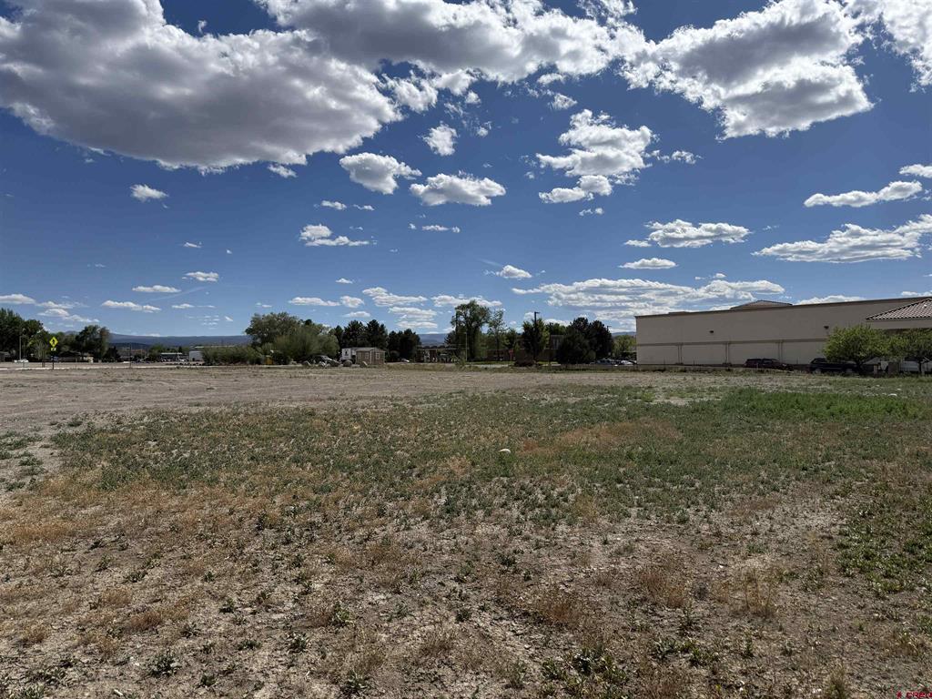 1595 E Oak Grove Road Montrose CO 81401