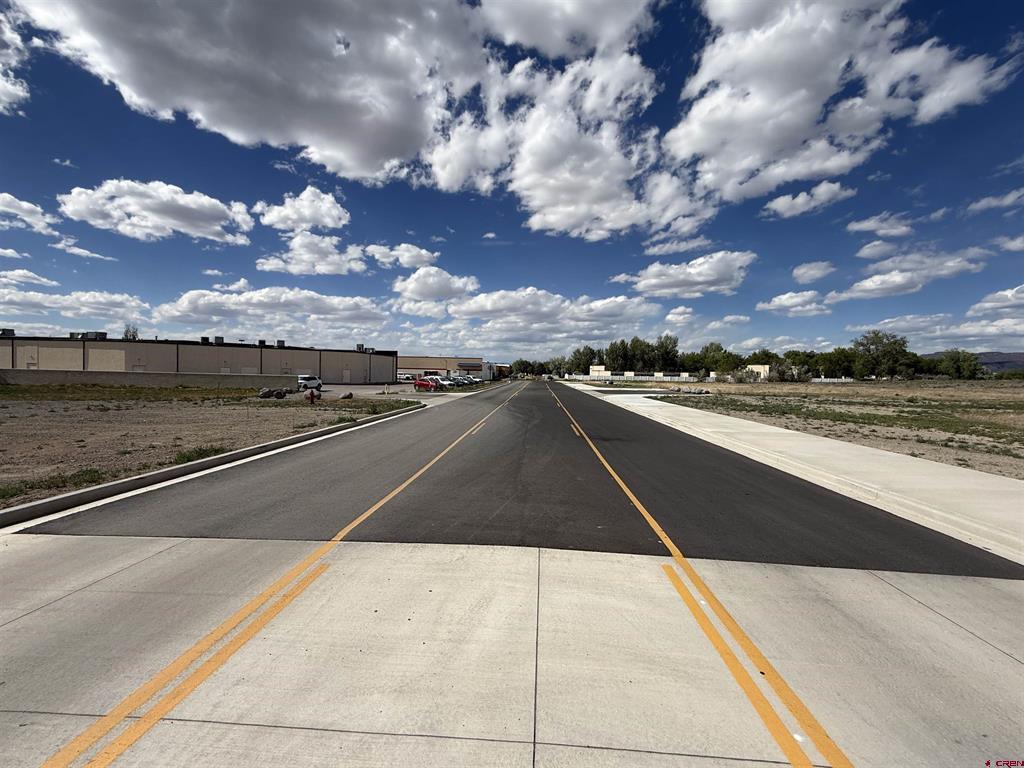 1595 E Oak Grove Road Montrose CO 81401