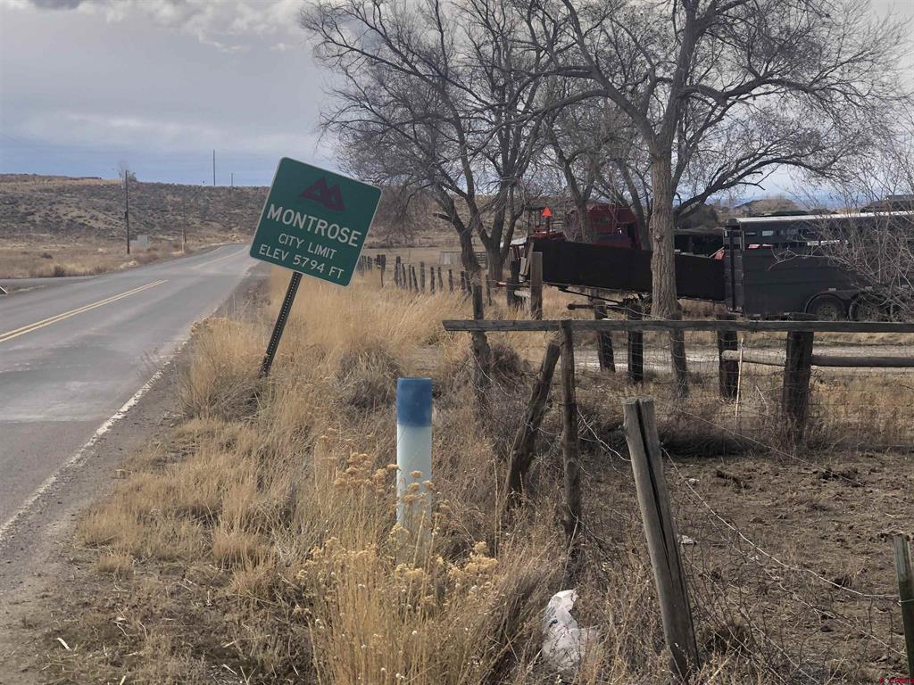 Tract A & 3 E Oak Grove Road Montrose CO 81401