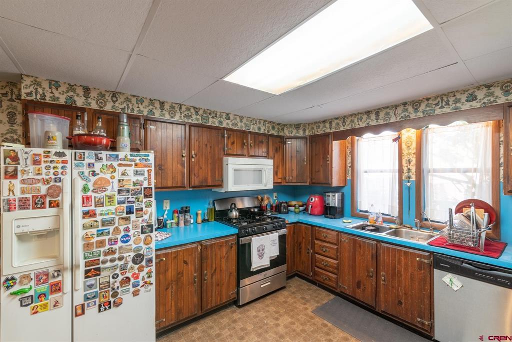518 E Georgia Avenue Gunnison CO 81230
