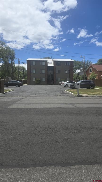 119 N Lot Avenue Montrose CO 81401