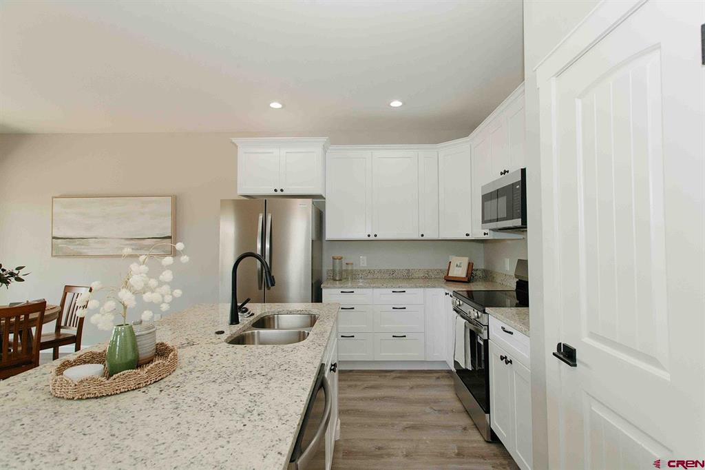 738-748 E Star Court Montrose CO 81401