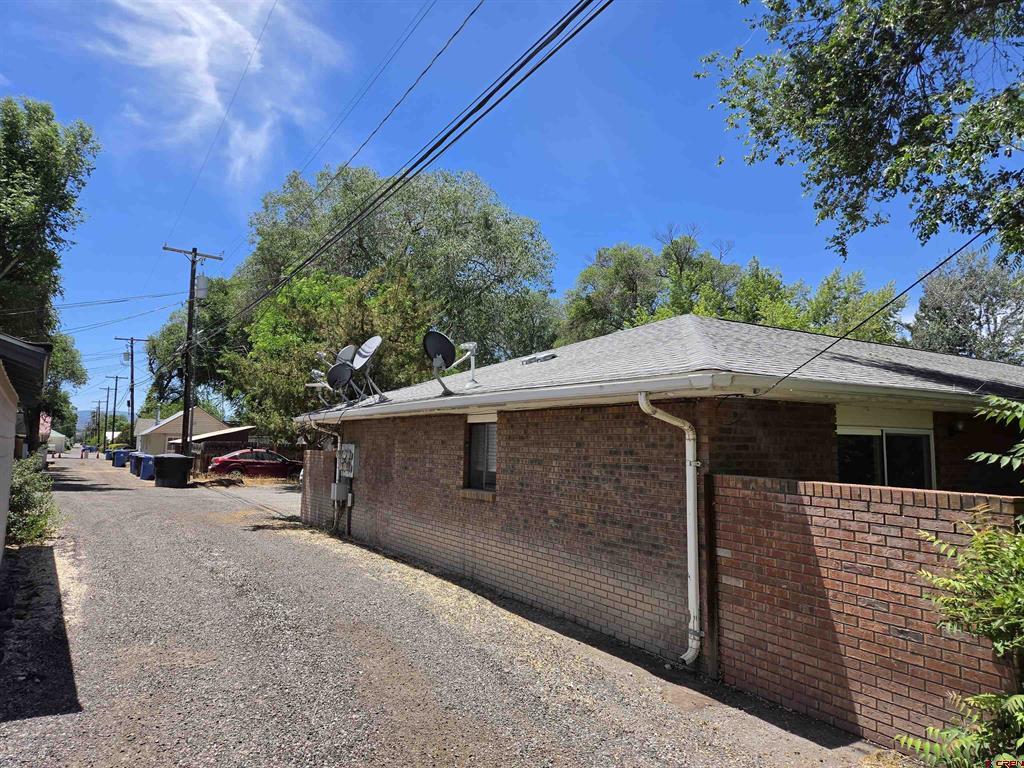 832 N 2nd Street Montrose CO 81401