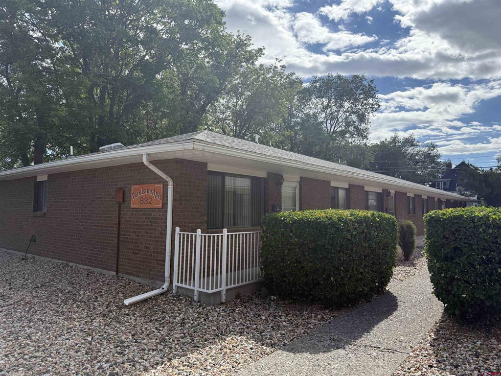 832 N 2nd Street Montrose CO 81401