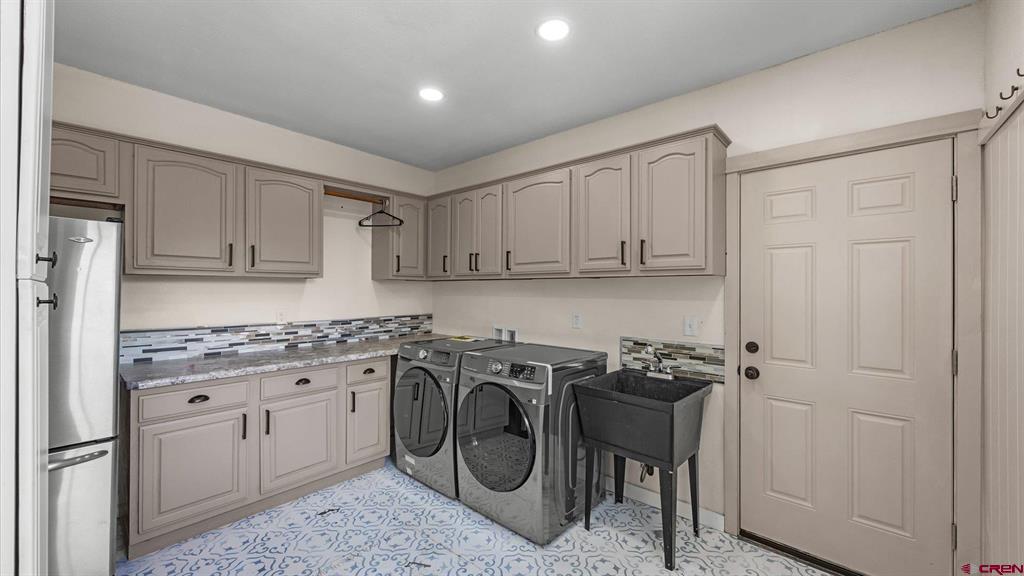 445 N 4th Street Montrose CO 81401