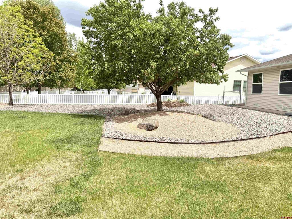 1673 Wetterhorn Street Montrose CO 81401