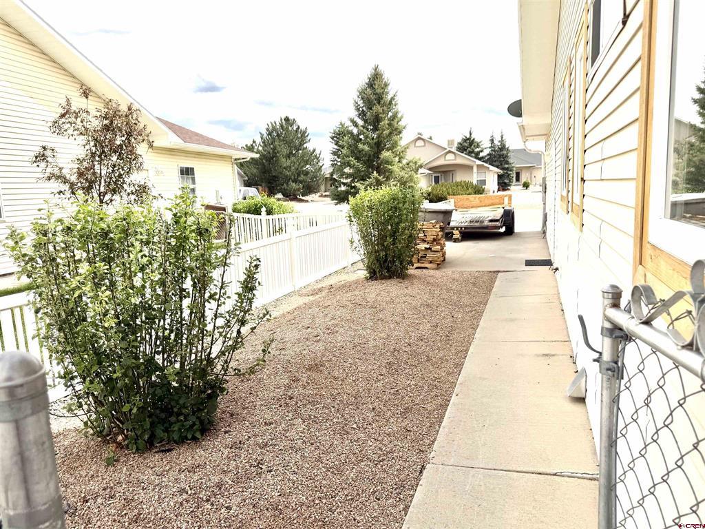 1673 Wetterhorn Street Montrose CO 81401