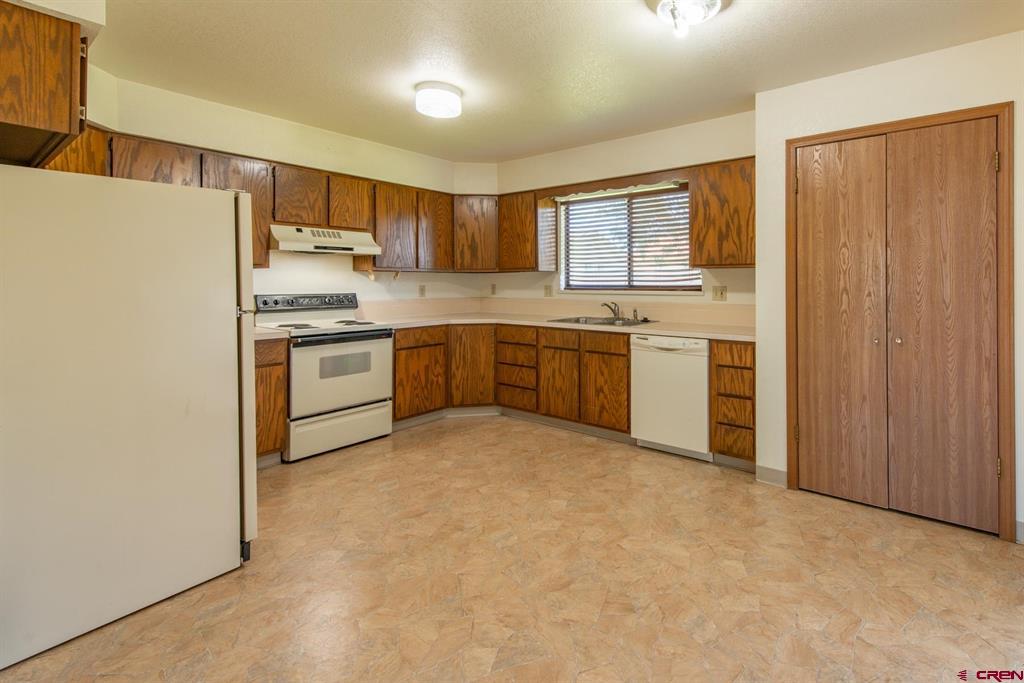 2038 Winston Way #B Montrose CO 81401