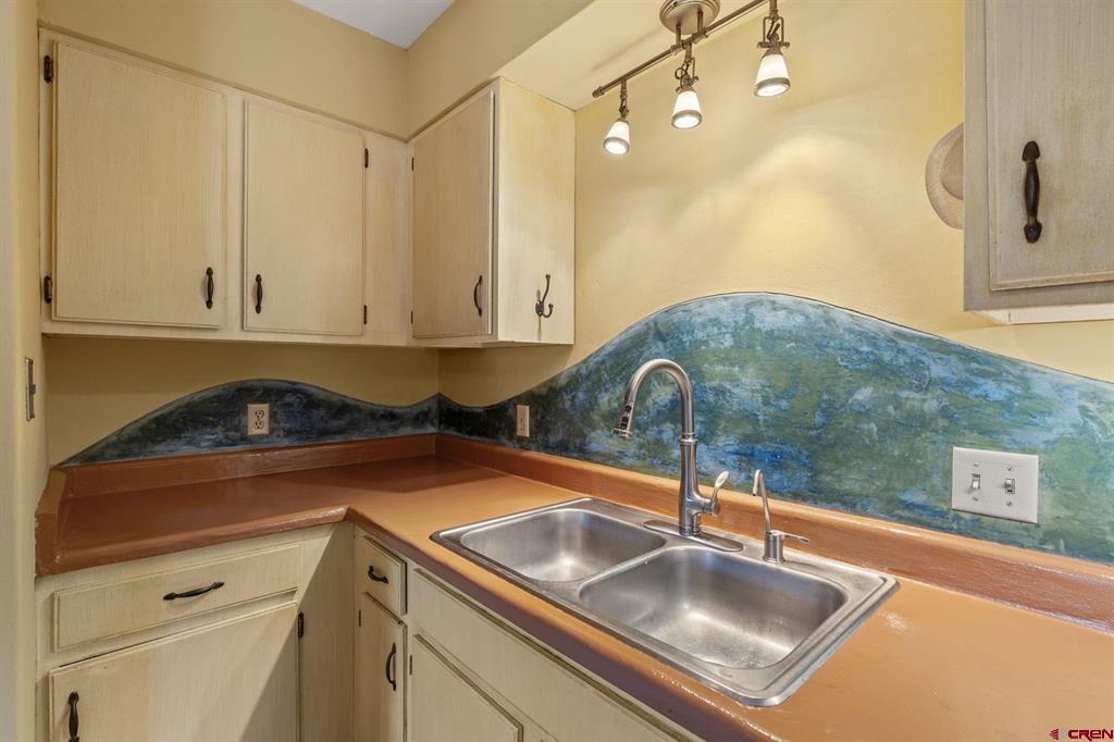 1206 Avenida Del Sol Durango CO 81301