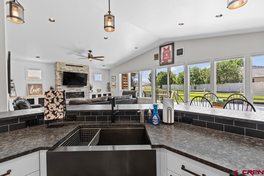 3739 Buffalo Lane Montrose CO 81403