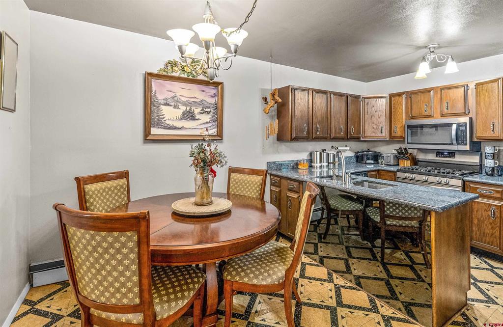 500 N 4th Street Montrose CO 81401