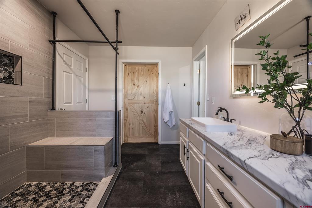 67595 Liberty Road Montrose CO 81401