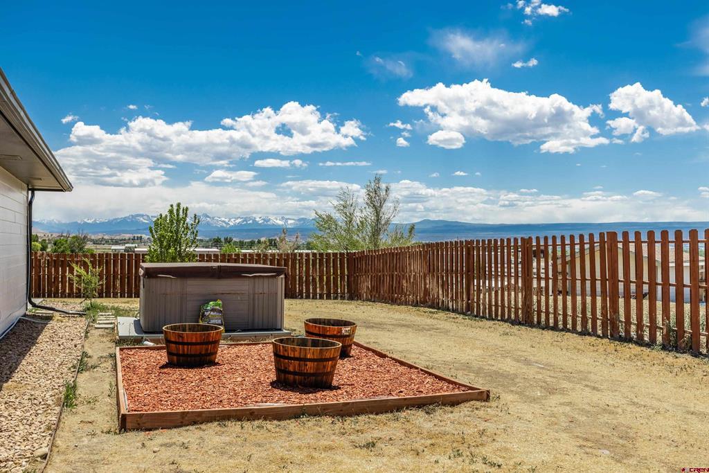 67595 Liberty Road Montrose CO 81401
