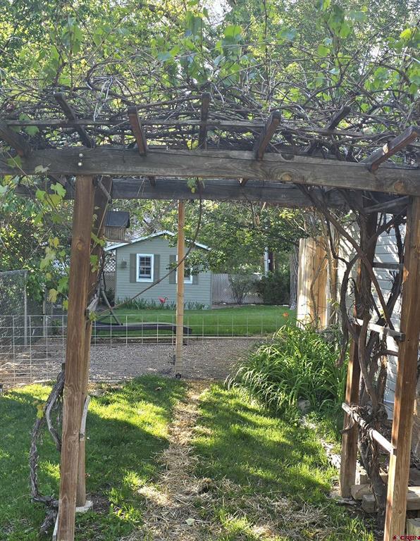 1227 S 2nd Street Montrose CO 81401