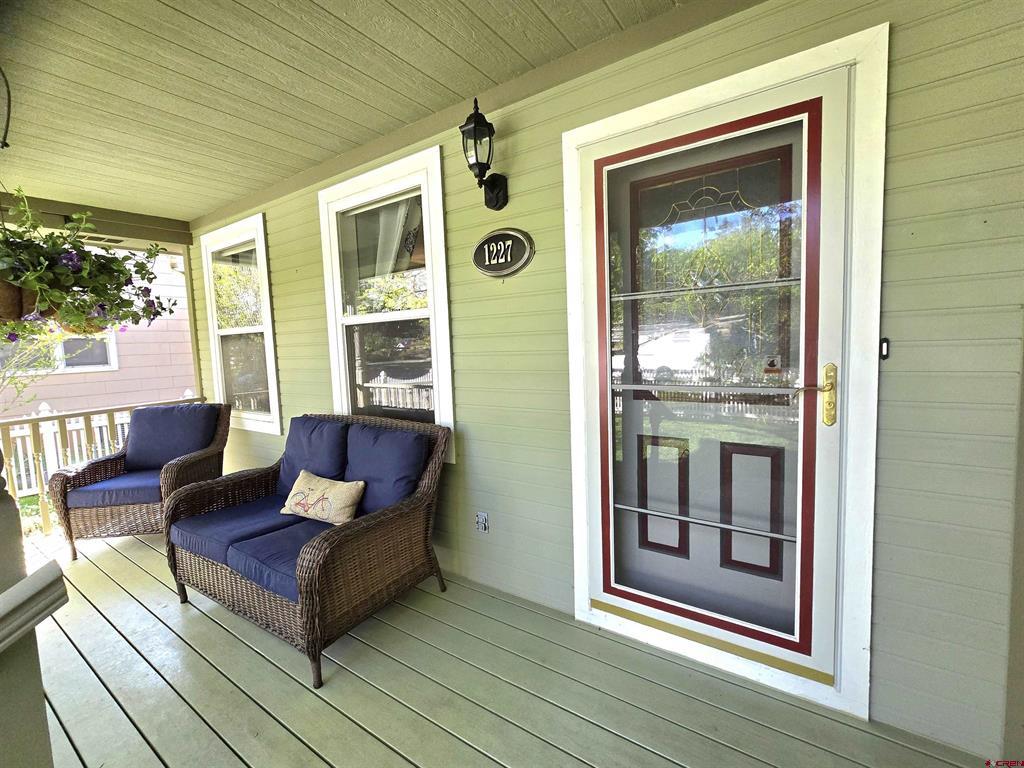 1227 S 2nd Street Montrose CO 81401