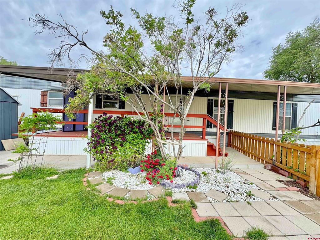 383 S Hillcrest Drive Montrose CO 81401