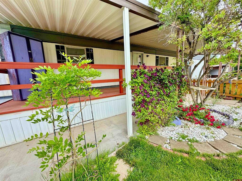 383 S Hillcrest Drive Montrose CO 81401