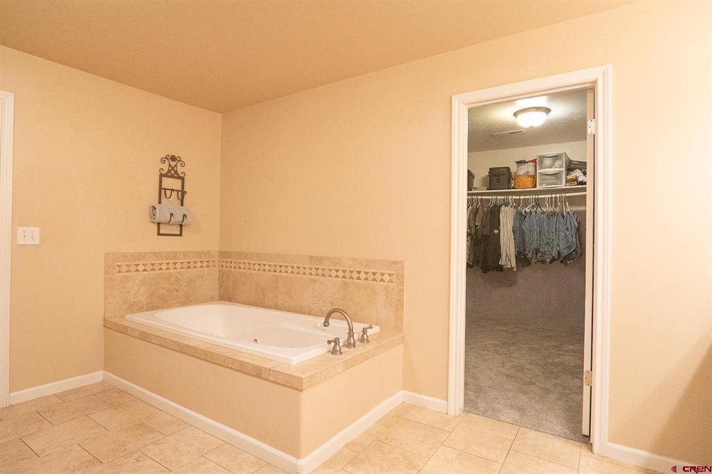 3277 Ravens Crest Drive Montrose CO 81401