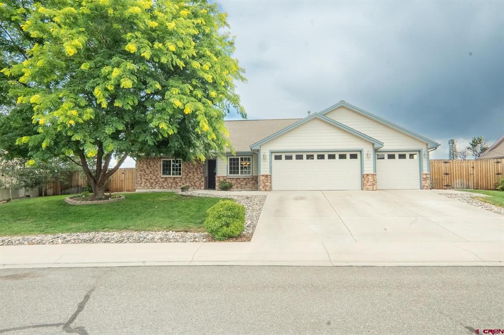 3277 Ravens Crest Drive Montrose CO 81401