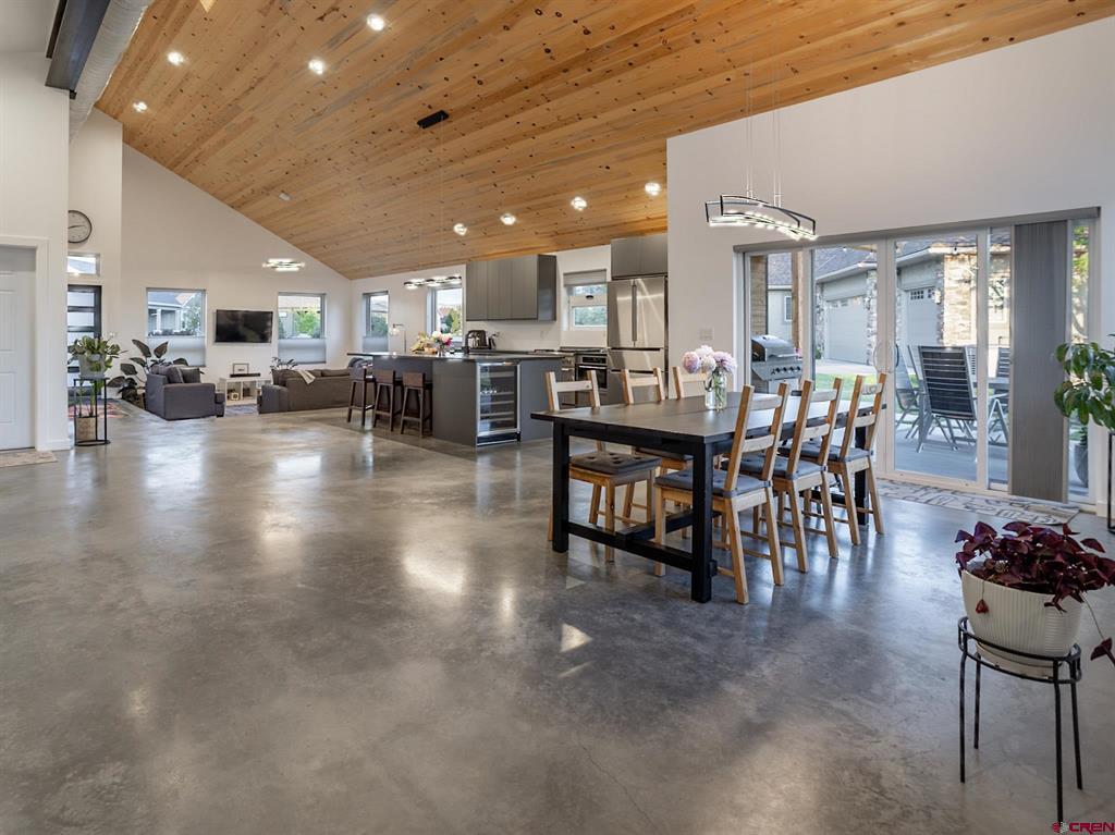 2232 Majestic Circle Montrose CO 81401