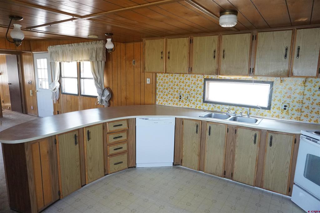 60497 Maple Grove Road Montrose CO 81403