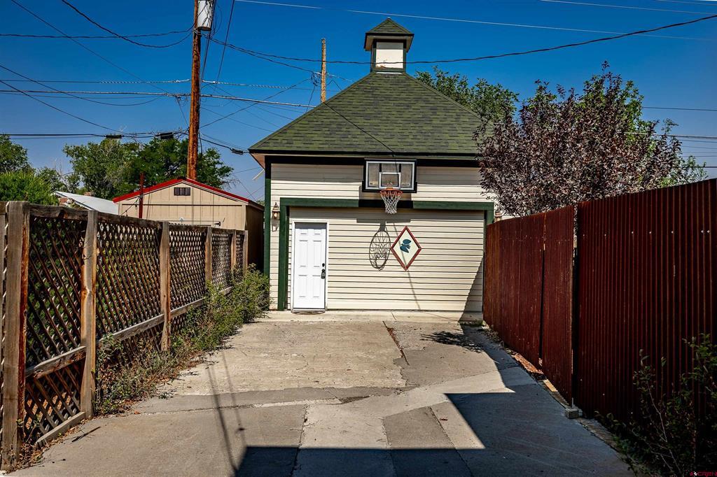 543 S 5th Street Montrose CO 81401