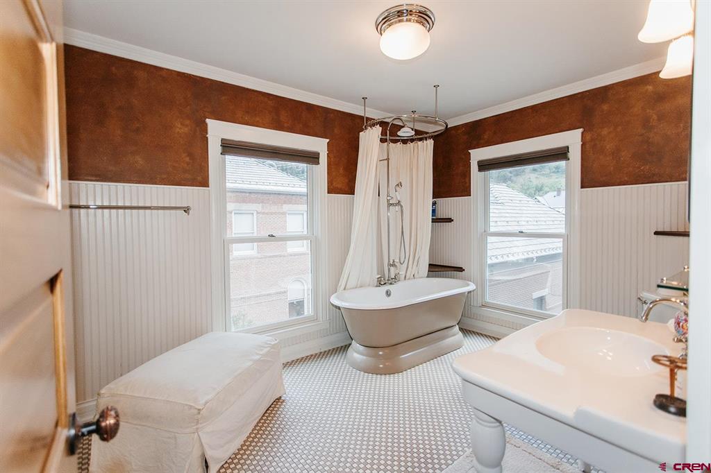 529 4th Street Ouray CO 81427