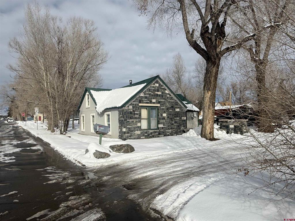 718 W Tomichi Avenue Gunnison CO 81230