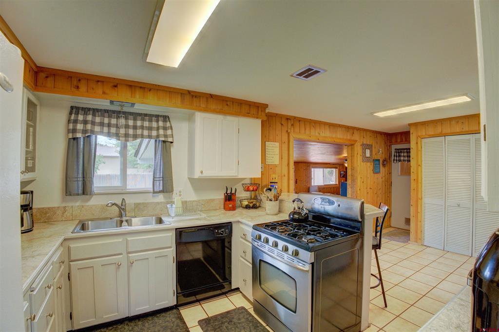 896 Bauer Avenue Mancos CO 81328