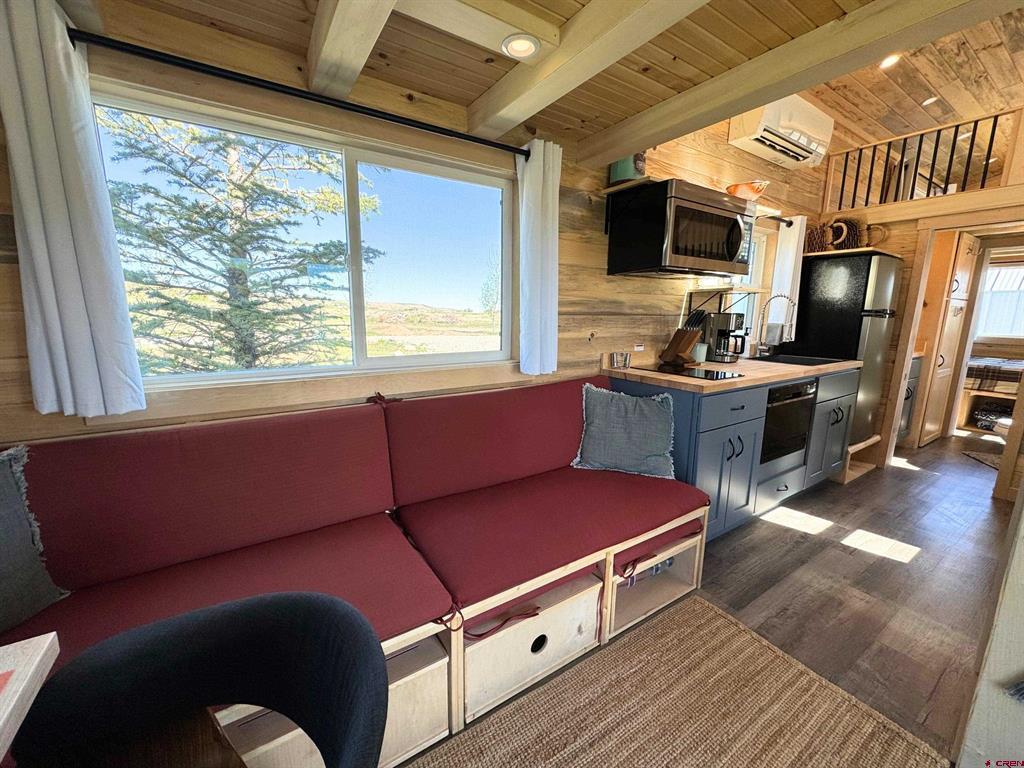 22130 6850 Road Montrose CO 81403