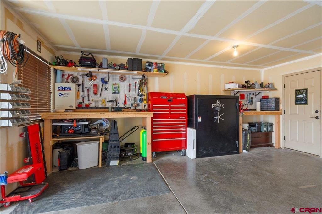 1344 Cement Creek Avenue Montrose CO 81401