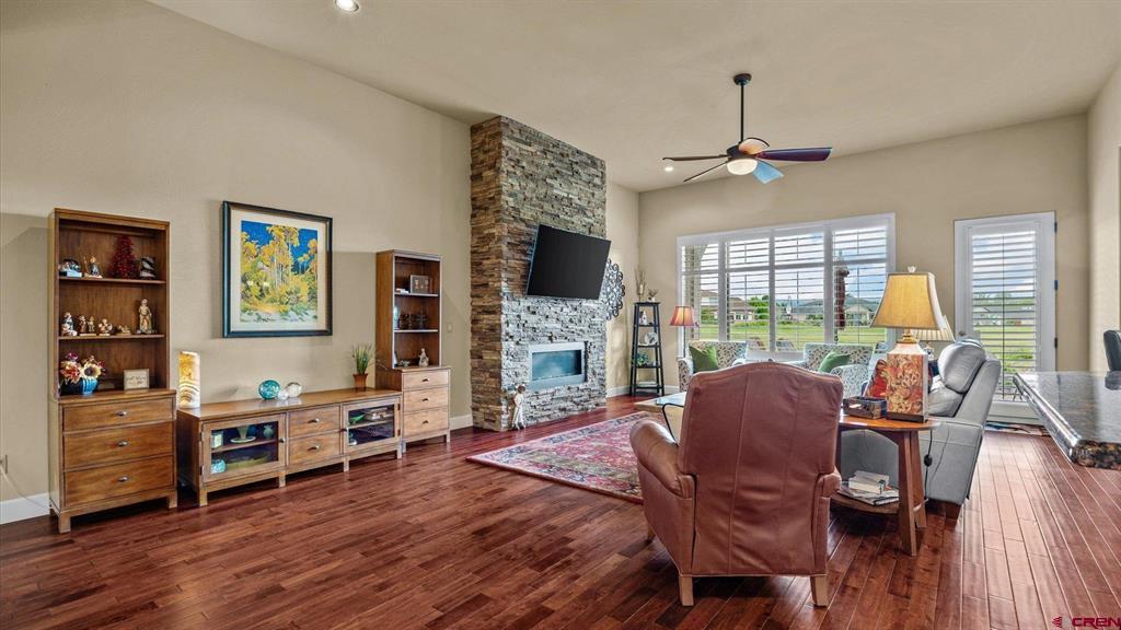 1048 Courthouse Peak Lane Montrose CO 81403