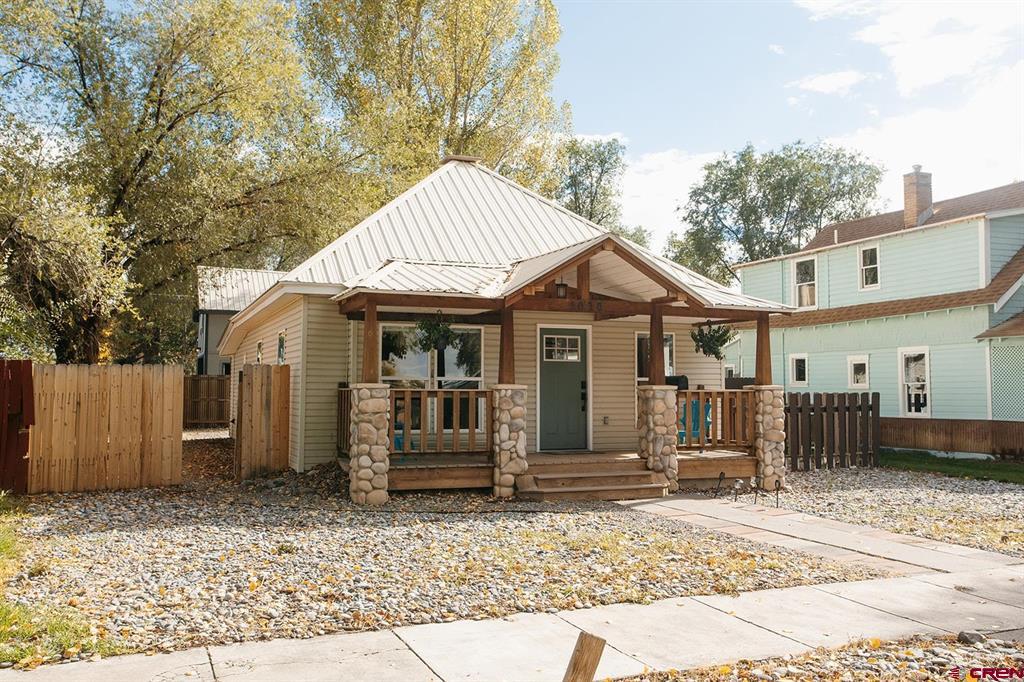 1036 & 1038 S 1st Street Montrose CO 81403